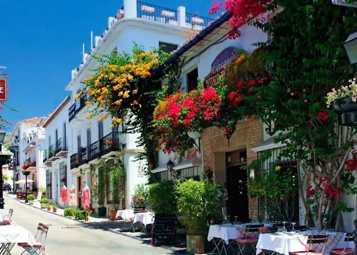 Bonito Apt. En Casco Historico * Marbellac